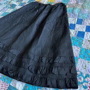 Antique Late 1800s Black Quilted Tiered Ruffle Victorian Mourning Maxi Skirt M L